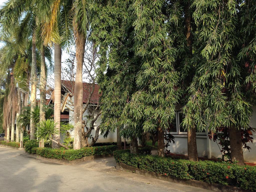 Chaisuk Bungalow Aranyaprathet Extérieur photo